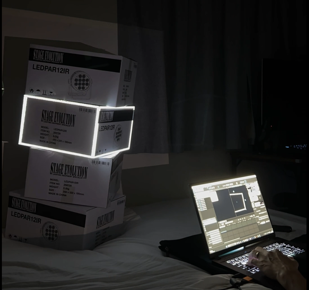 プロジェクションマッピング 箱