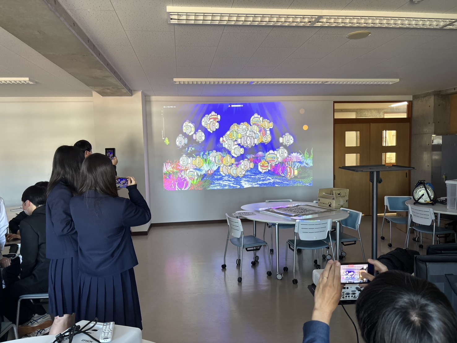 お絵描き水族館