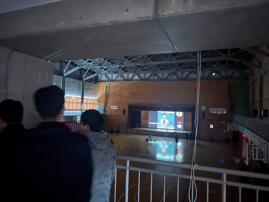 プロジェクションマッピング先生1